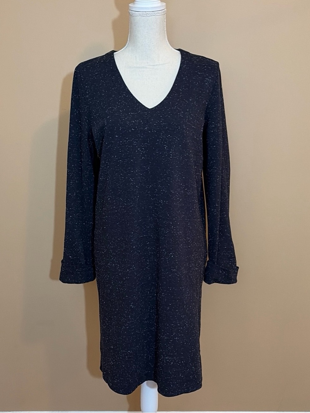 J. Jill‎ Ponte Medium Navy Flecked Long Sleeve V-Neck Knit Dress